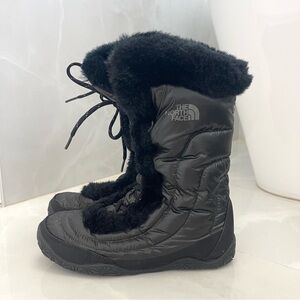 The North Face Nuptse Goose Down Quilted Appy Black Fur Ice Pick Boots Size 7